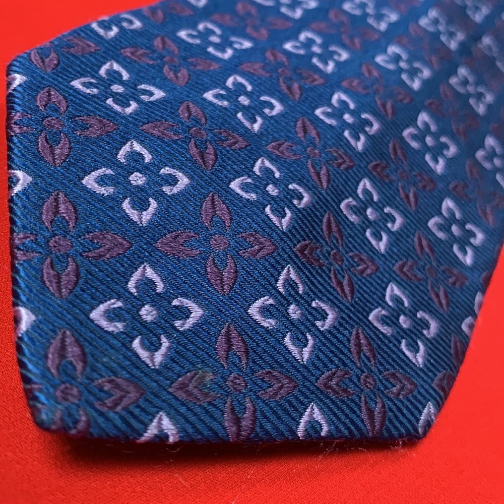 Brooks Brothers silk tie - Picture 2 of 3